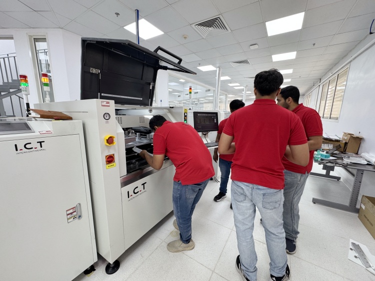 نصب و راه اندازی ICT در محل و پشتیبانی آموزش فنی